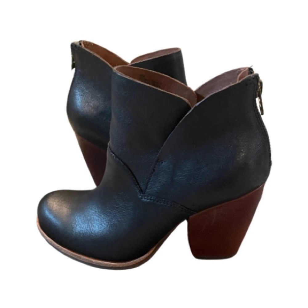 Kork-Ease Castaneda Heeled Ankle Boot Black Size 6 M
